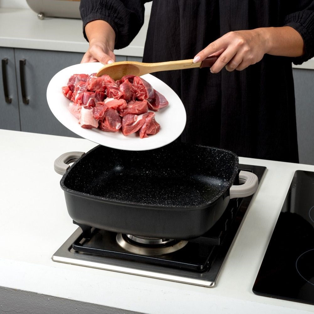 Square pot with five-layer non-stick granite coating