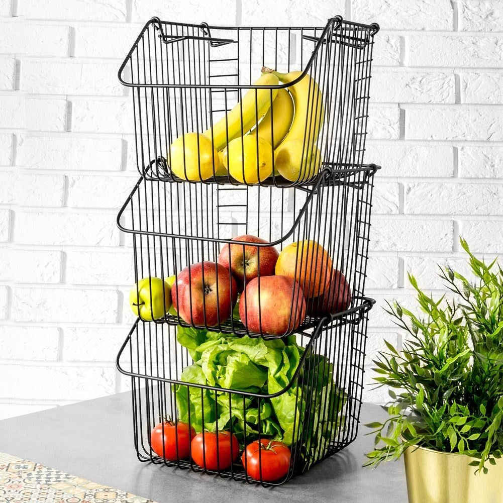 Stackable fruit basket in black metal for kitchen storage
