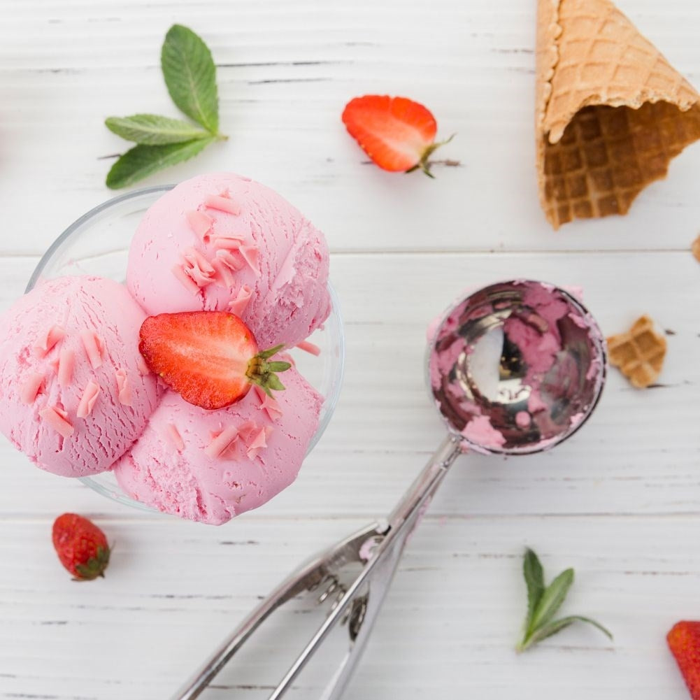 Stainless steel ice cream scoop for even scoops of ice cream, rice and potatoes
