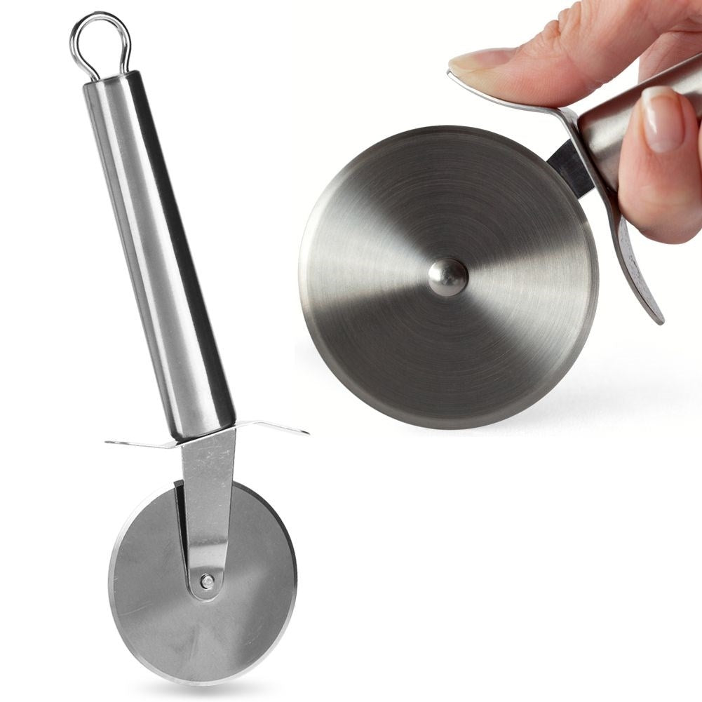 Stainless steel round pizza cutter - indispensable tool for pizza lovers