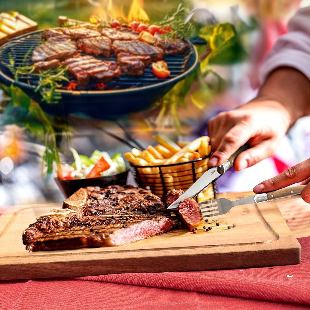 Steak and burger cutlery with wooden board for 6 people