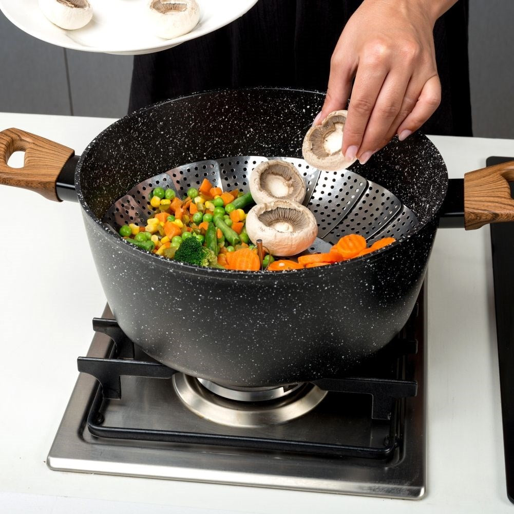 Steaming insert in stainless steel with fold-out legs