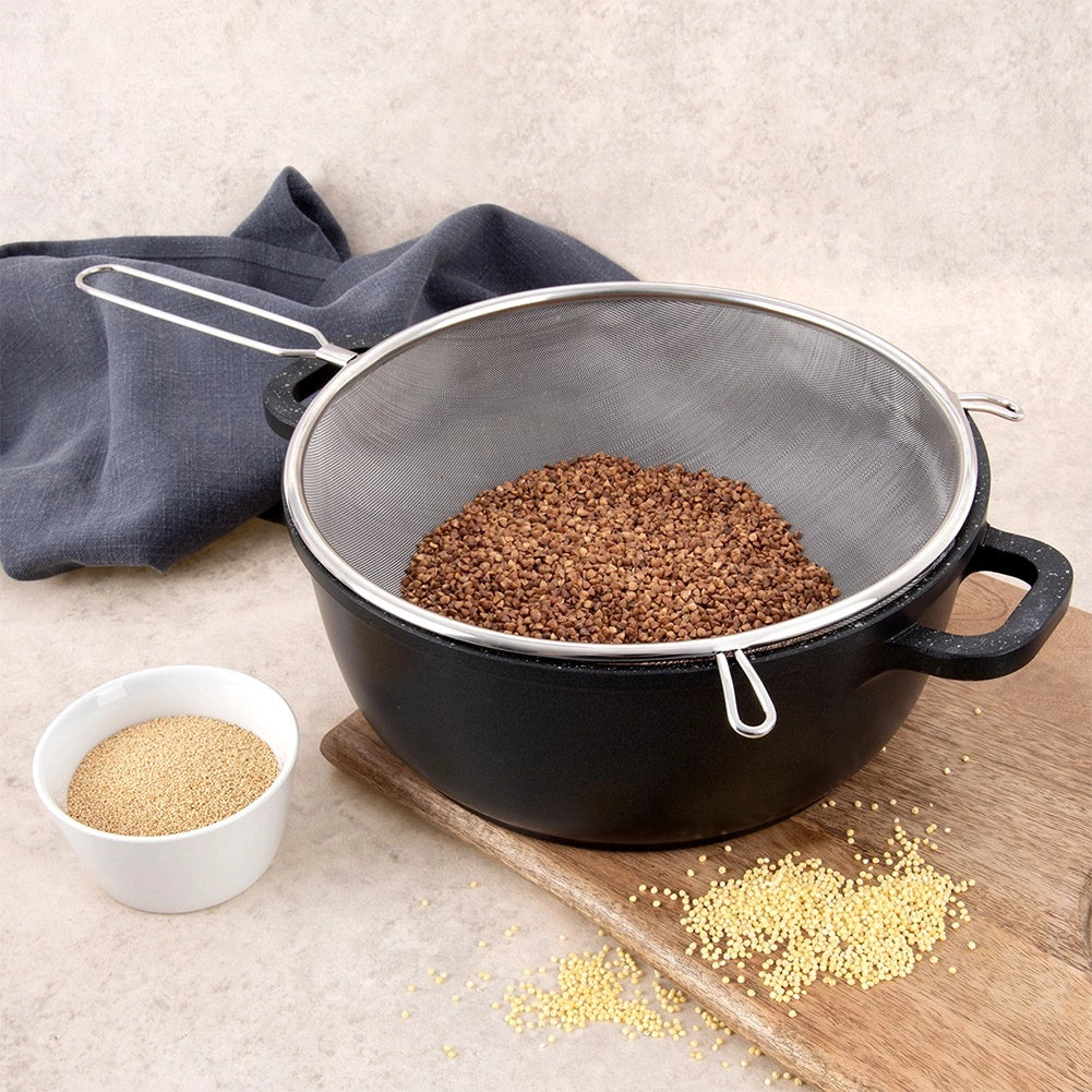 Steel Kitchen Strainer with Handle, 24.5 cm Diameter