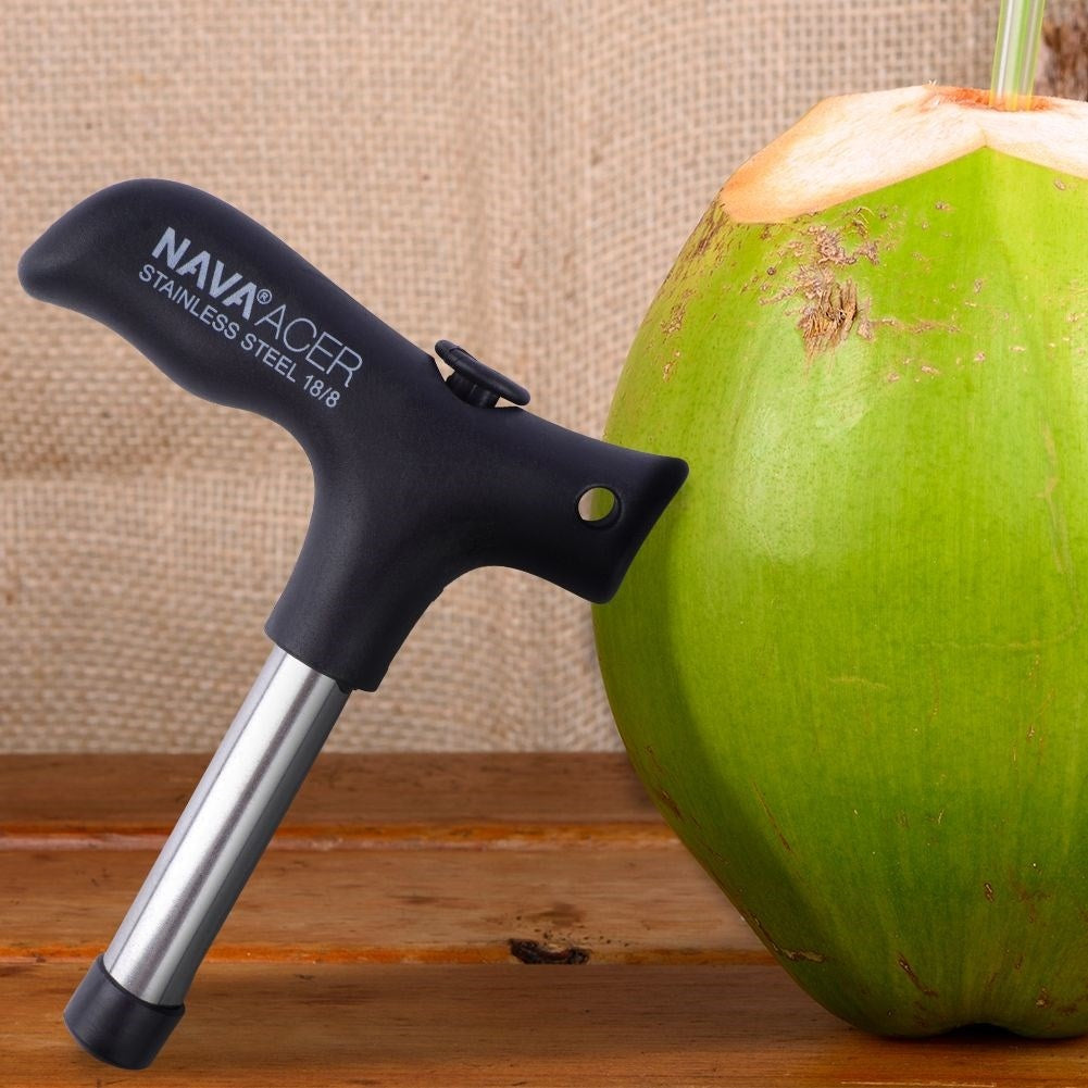 Steel coconut opener: Easy to use and clean