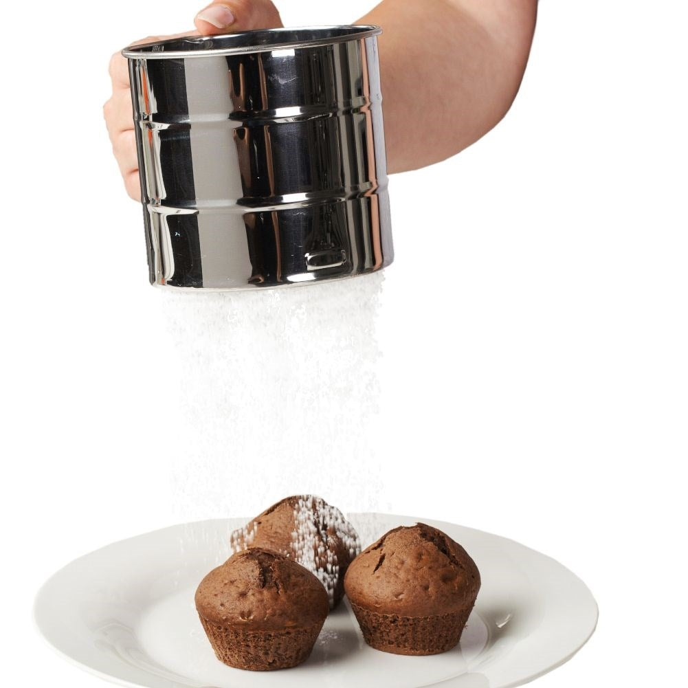 Steel mug for fluffy flour and powdered pastries