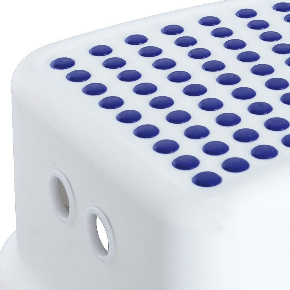 Step stool with non-slip protection for bathrooms and children's rooms
