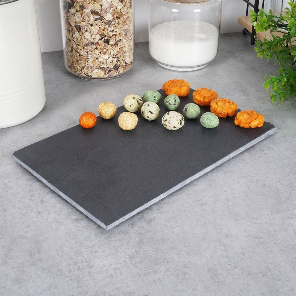Stone tray: Elegant serving & heat-resistant coaster