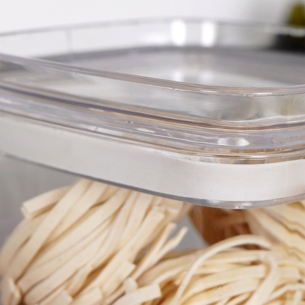 Storage container for dry food in durable plastic