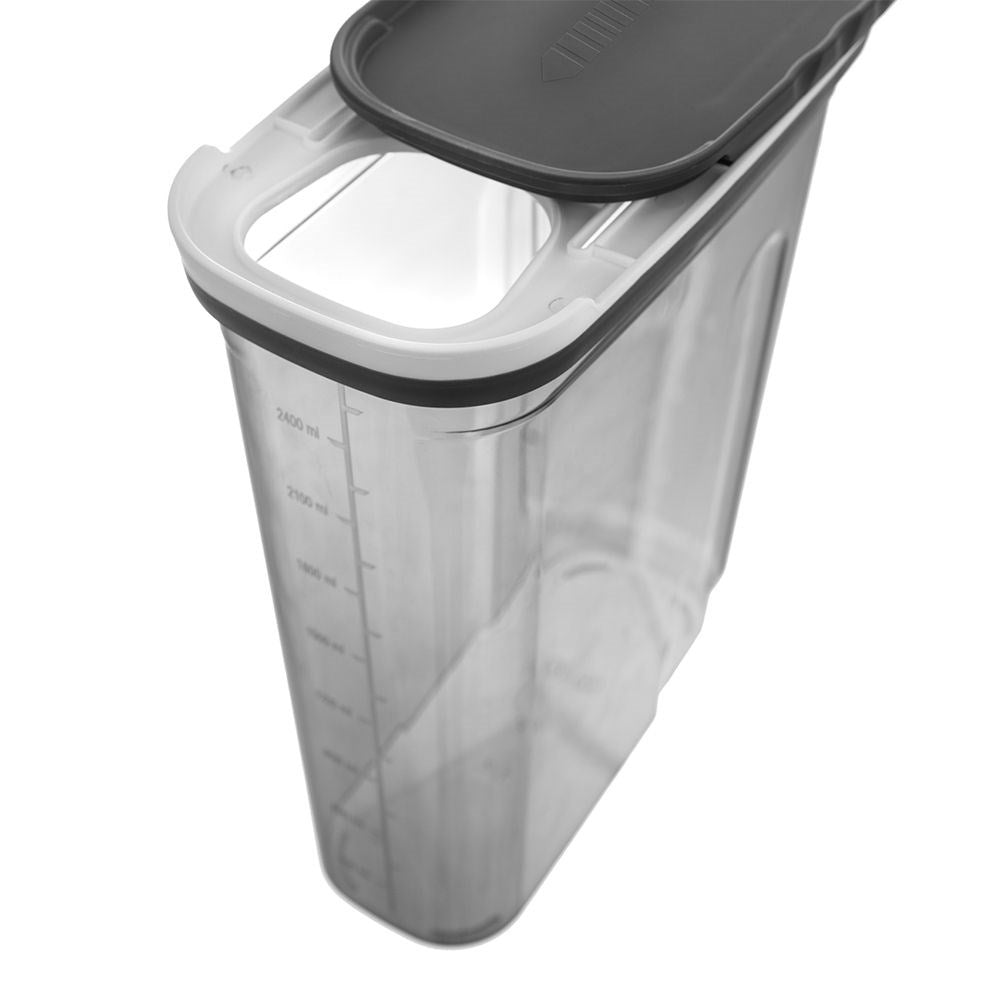 Storage container with dosing lid and measuring scoop