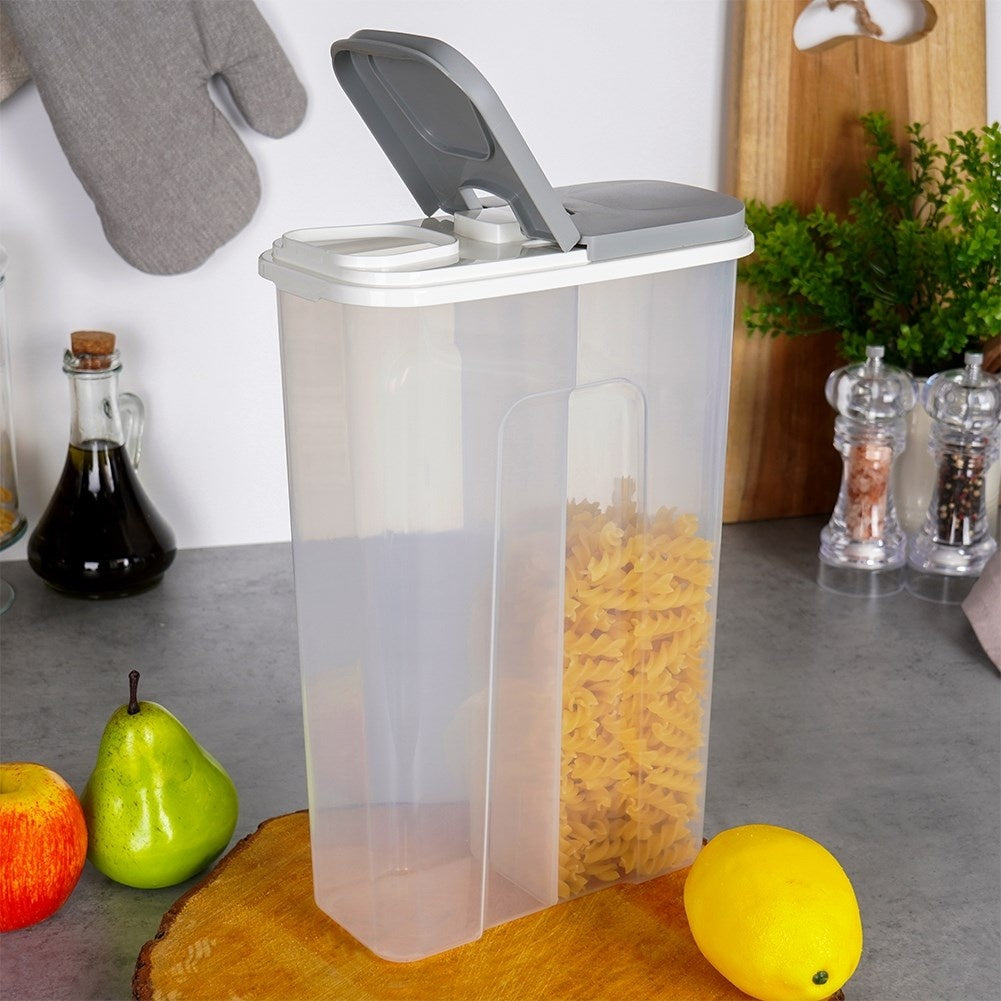 Storage container with two compartments for dry food