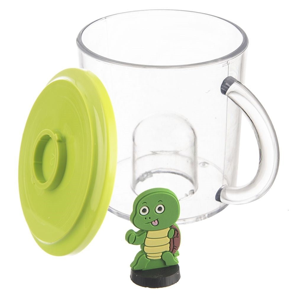 Stylish mug with lid and turtle figure for children