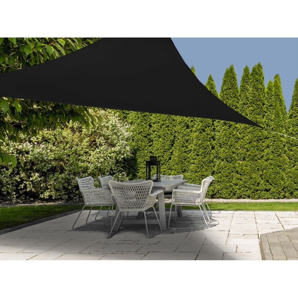 Sun protection sail: Effective protection for garden and terrace