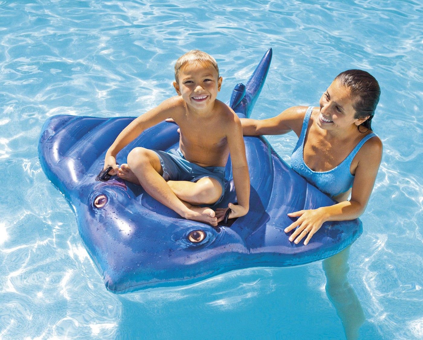 Swimming toy stingray 188 x 145 cm INTEX 57550