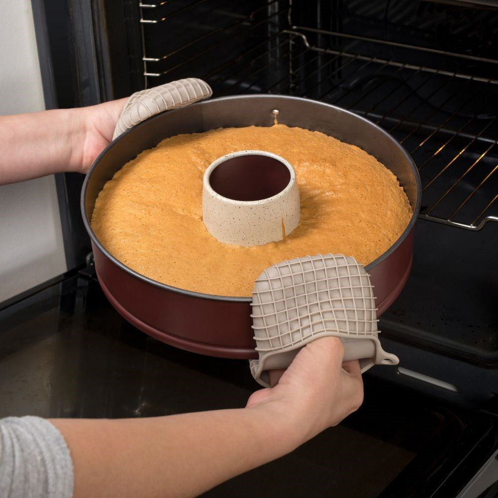 TERRESTRIAL granite stretch cake tin and cake pan 28 cm