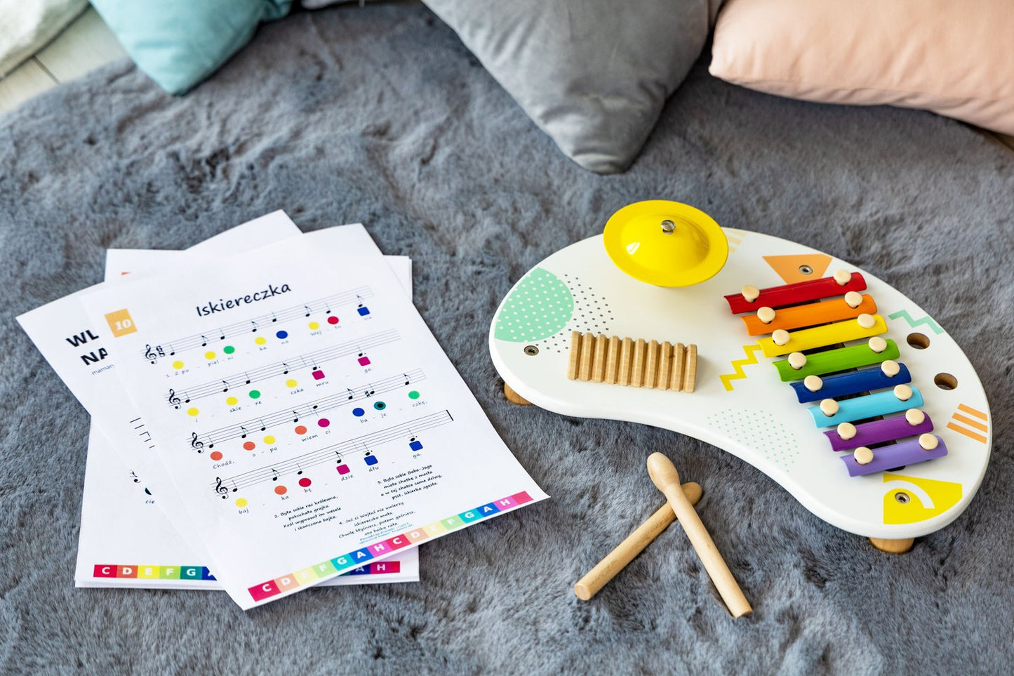 Table with instruments, musical table, cymbals +18m ECOTOYS