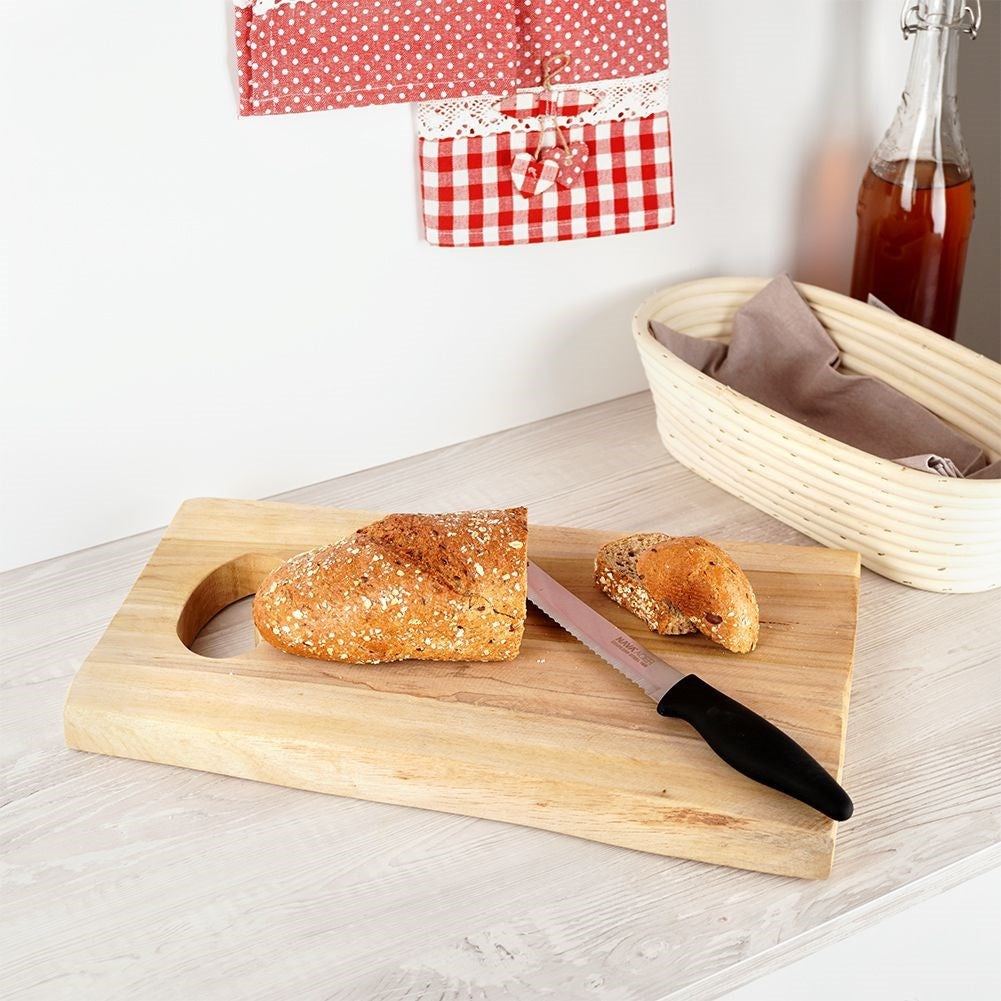 Teak wood cutting board with handle and antibacterial properties