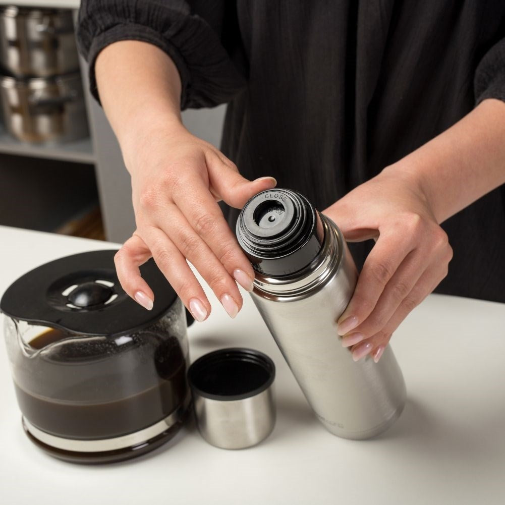 Thermos in stainless steel, keeps the heat for 12 hours!
