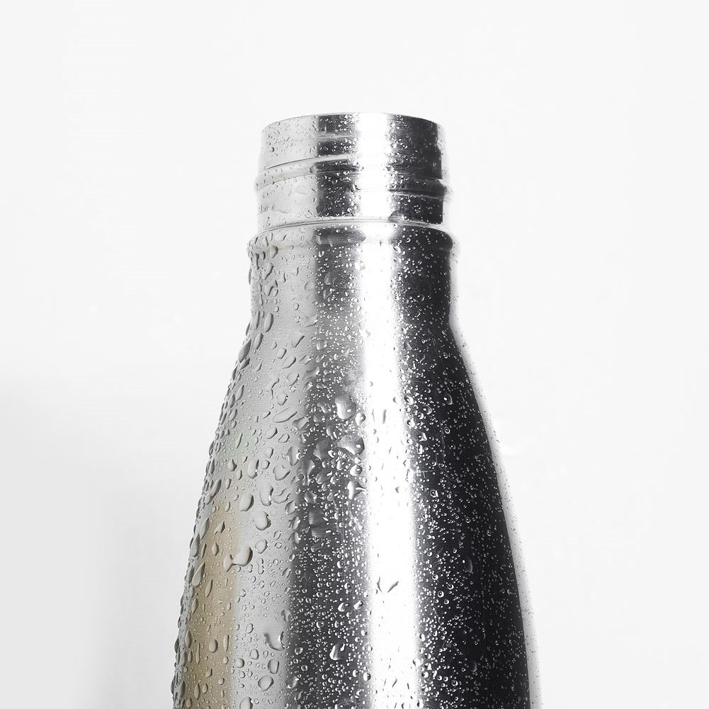 Thermos in stainless steel with double-walled vacuum insulation