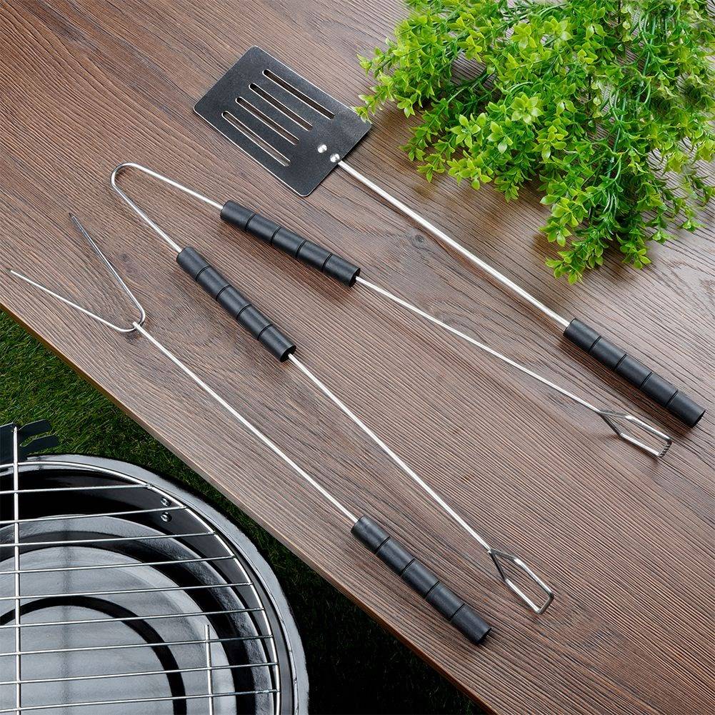 The ultimate barbecue set: 3 tools in chrome steel with plastic handles