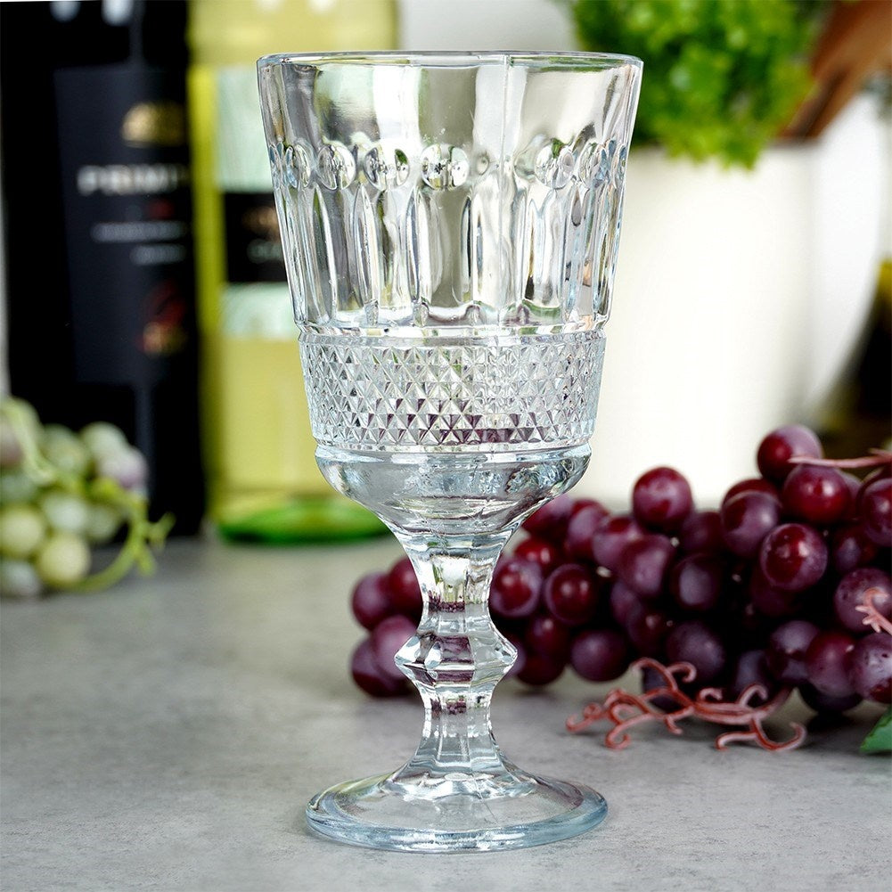 Thick glass with impressive decoration for wine and drinks