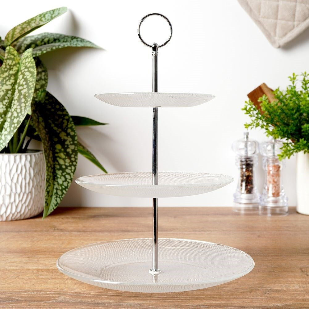 Tiered dishes for cakes, pastries, fruit and snacks