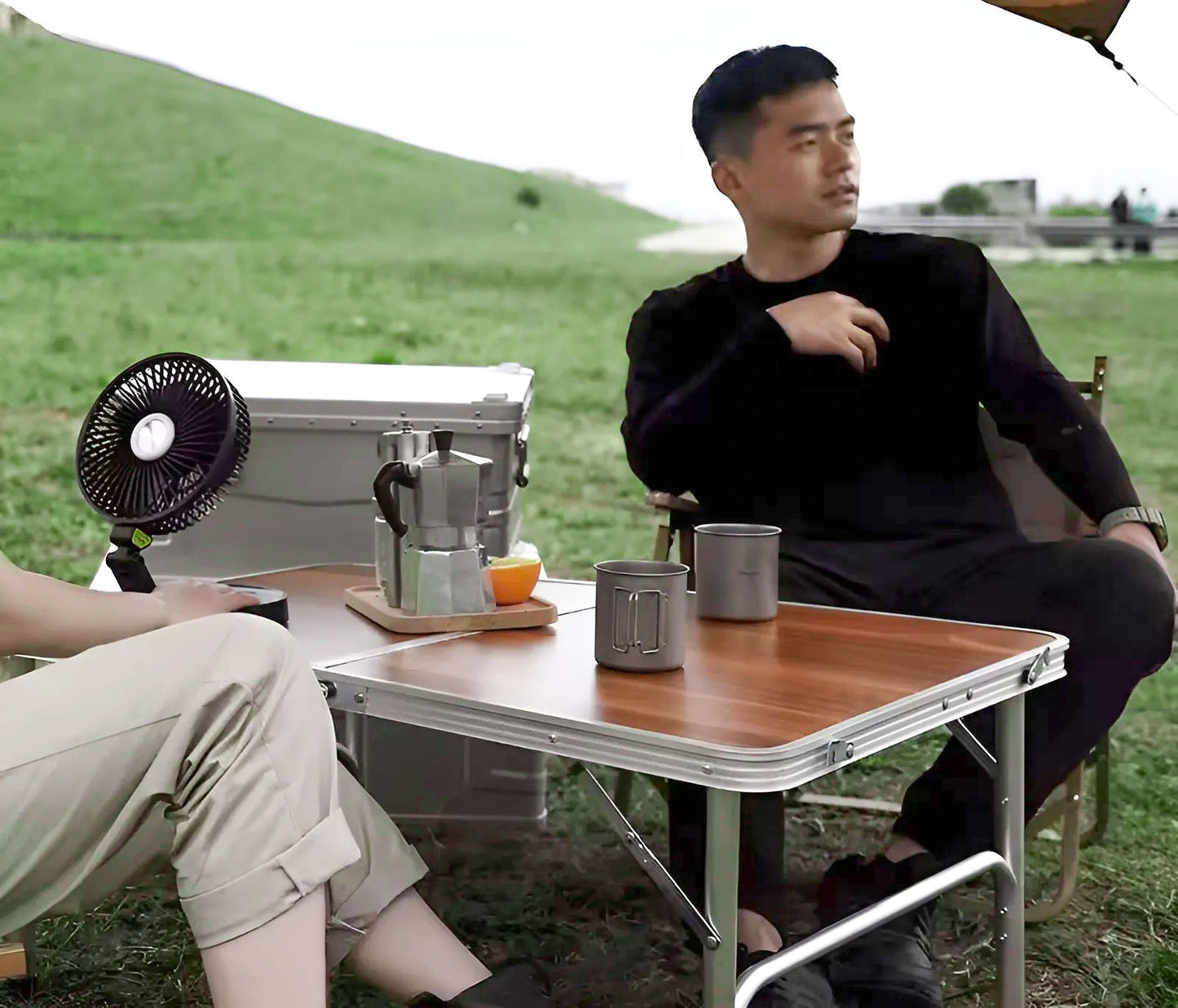Tourist table foldable camping table brown top 120 x 60 cm