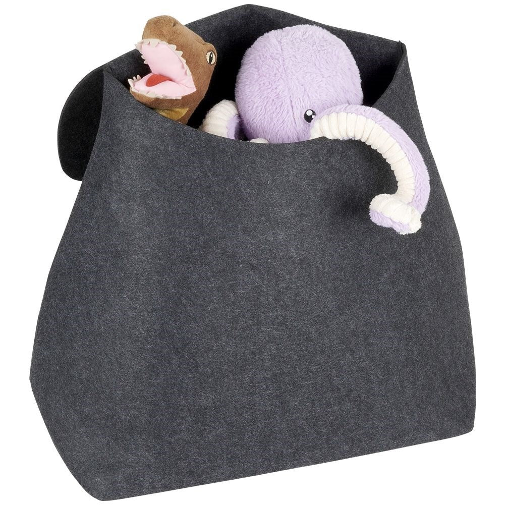 Toy basket with elephant motif - spacious and decorative