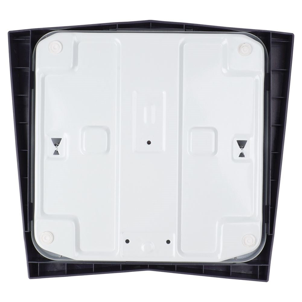 Traditional bathroom scale with non-slip base