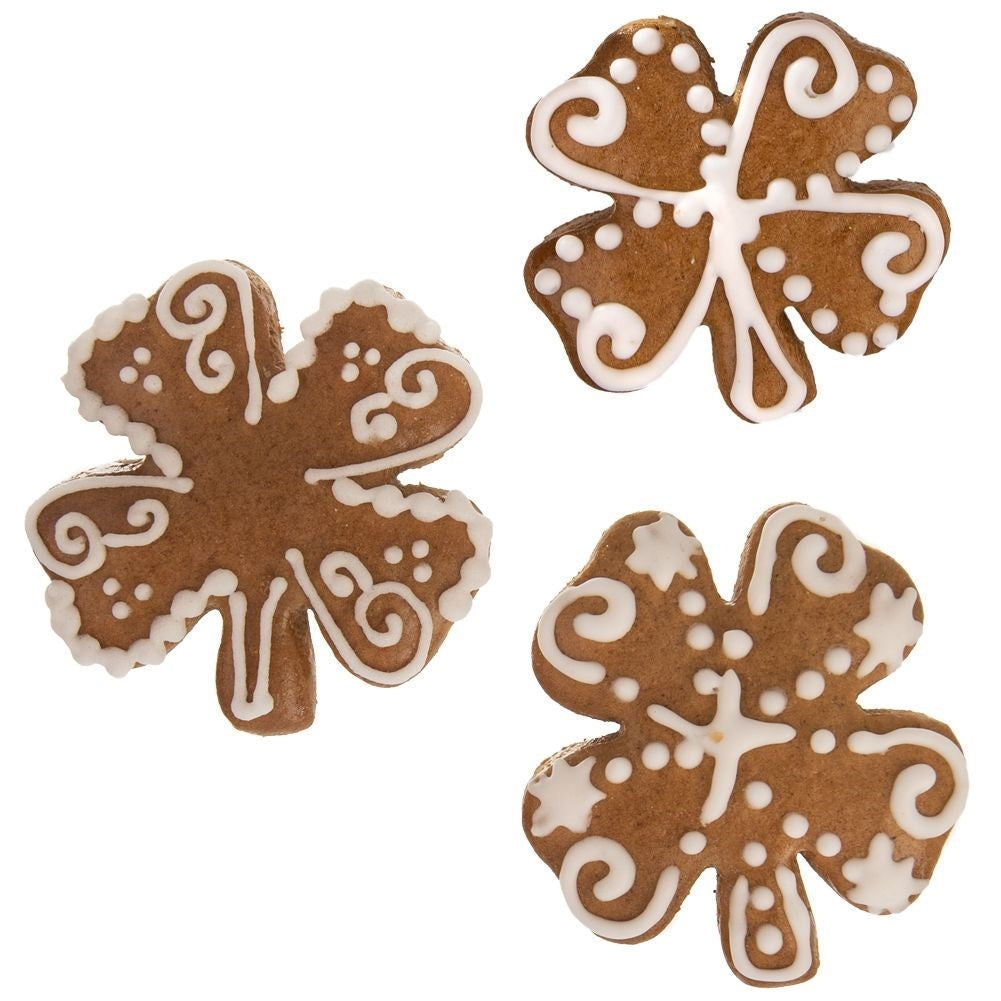 Traditional four-leaf clover cake tin in stainless steel