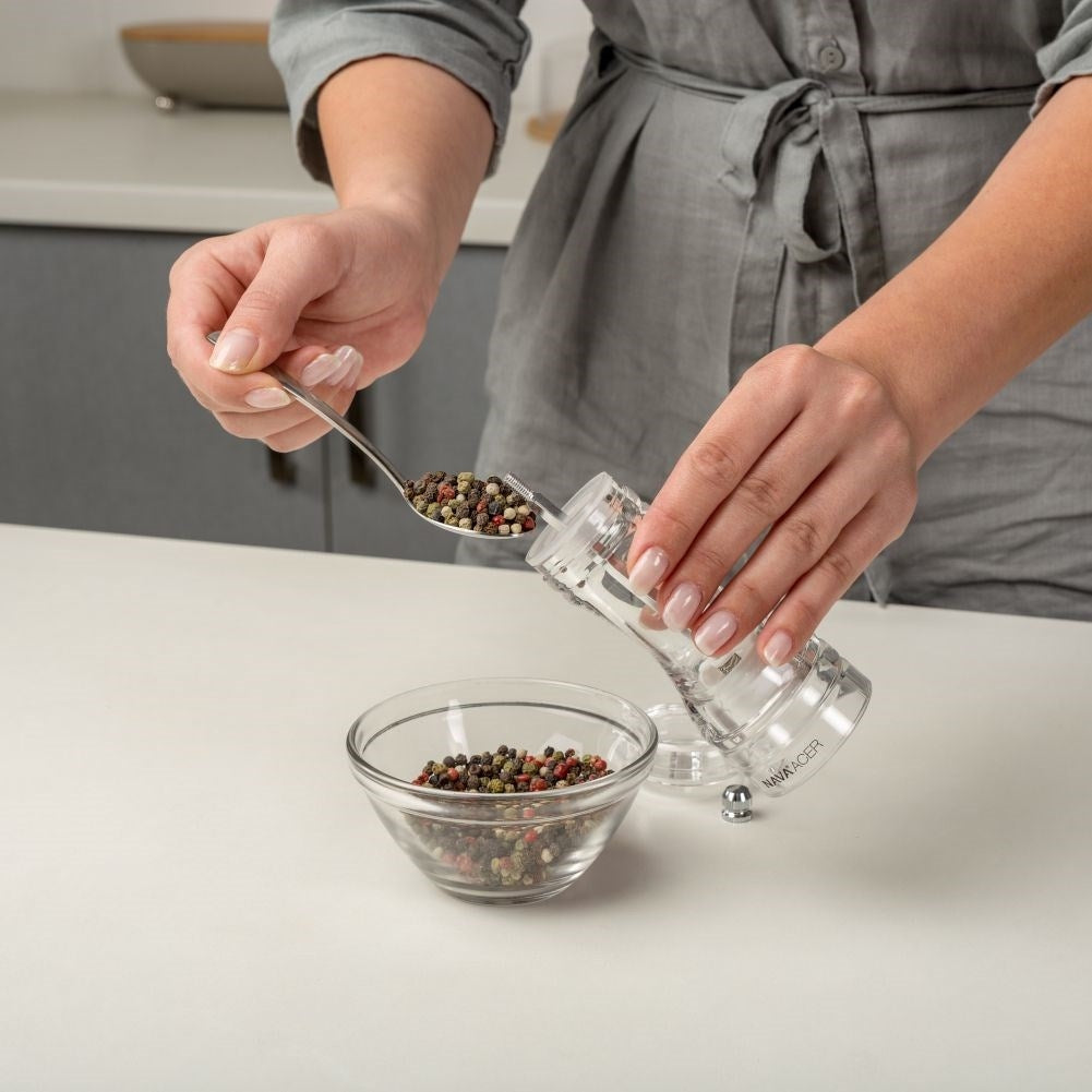 Transparent acrylic grinder with adjustable ceramic grinder