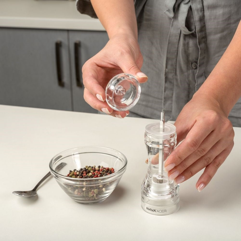 Transparent acrylic grinder with adjustable ceramic grinder