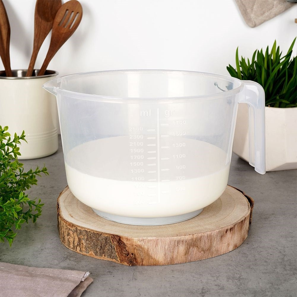 Transparent bowl with handle and measuring graduation, 2.5 liters