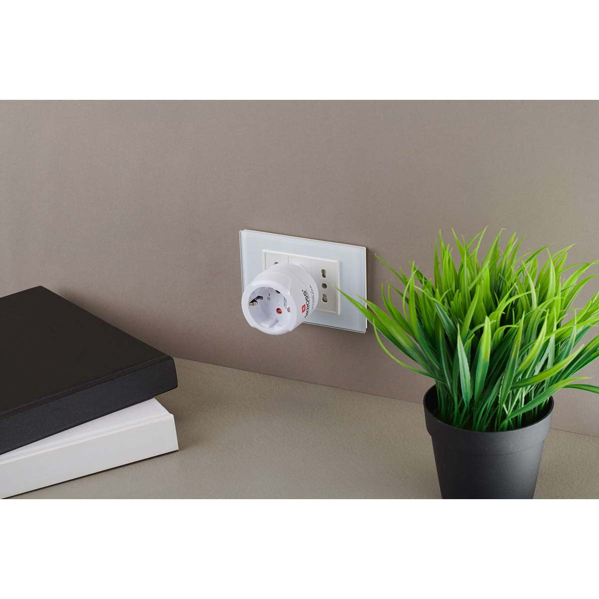 Travel Adapter for Europe to Switzerland, Italy, Brazil