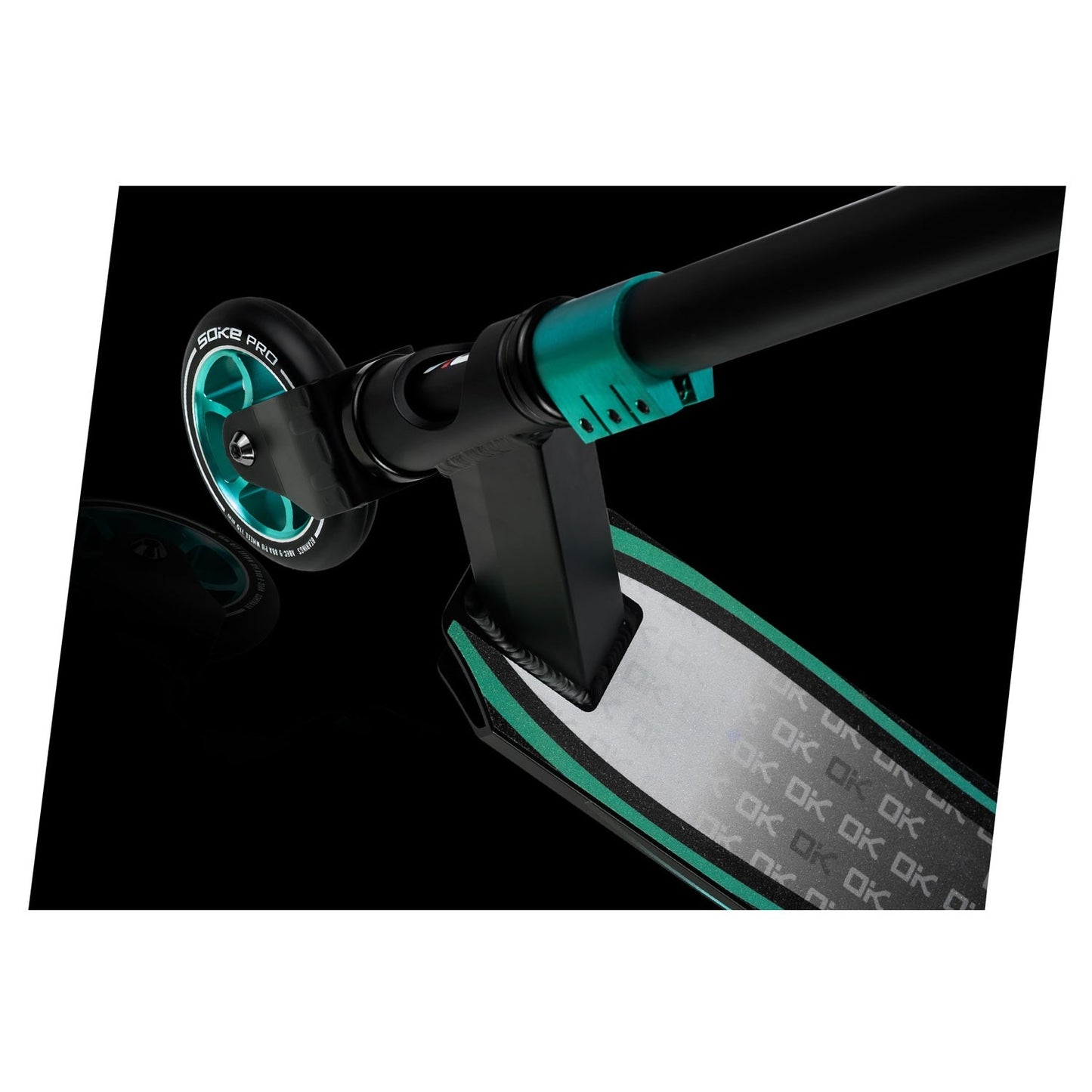 Turquoise Stunt kick bike SOKE PRO