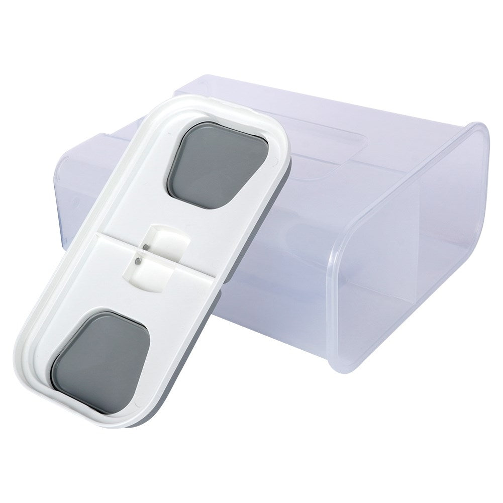 Two-compartment container for dry food with dosing lid