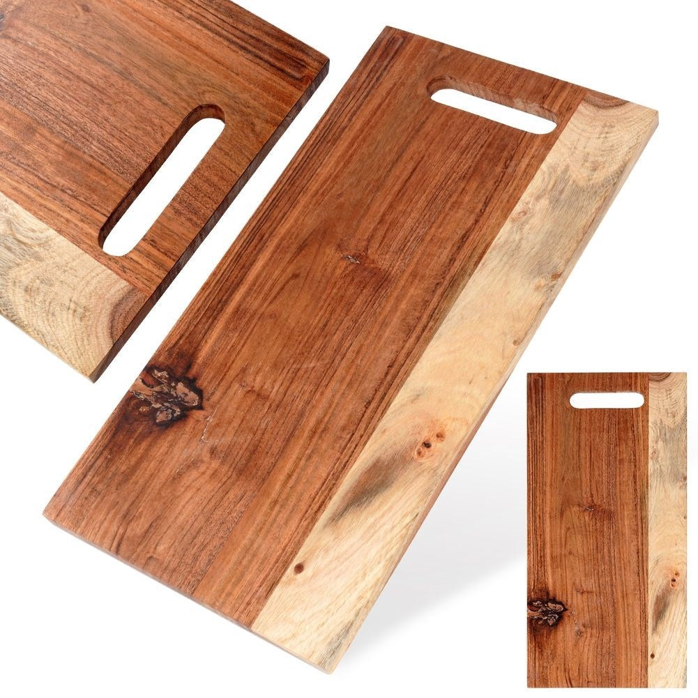 Unique cutting board in acacia wood with comfortable handle