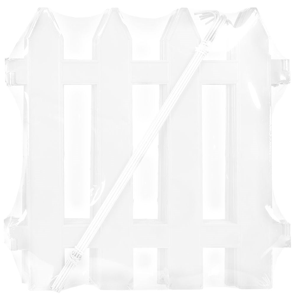 Unique garden fences: Weather resistant and decorative edge supports