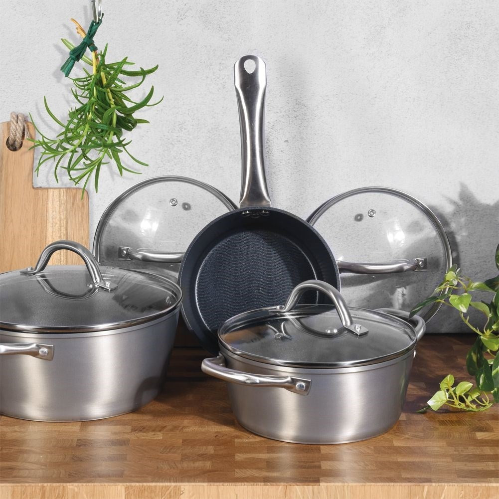 Unique pot with wavy bottom and non-stick coating