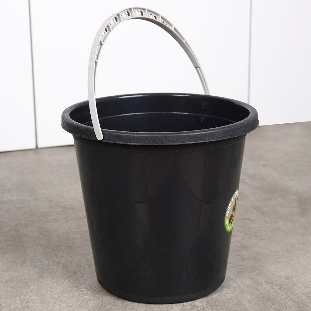 Universal Bucket with Comfortable Handle
