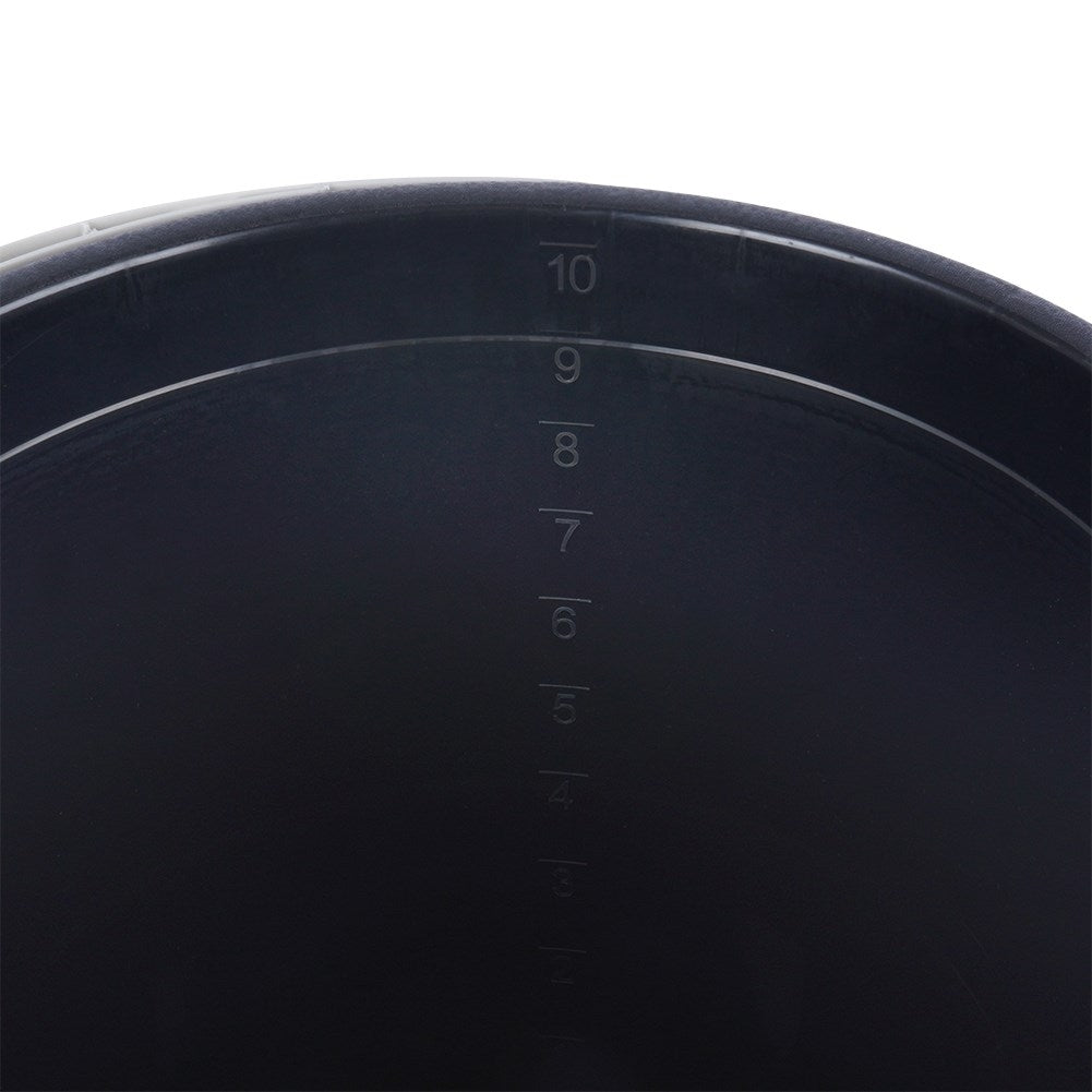 Universal Bucket with Comfortable Handle