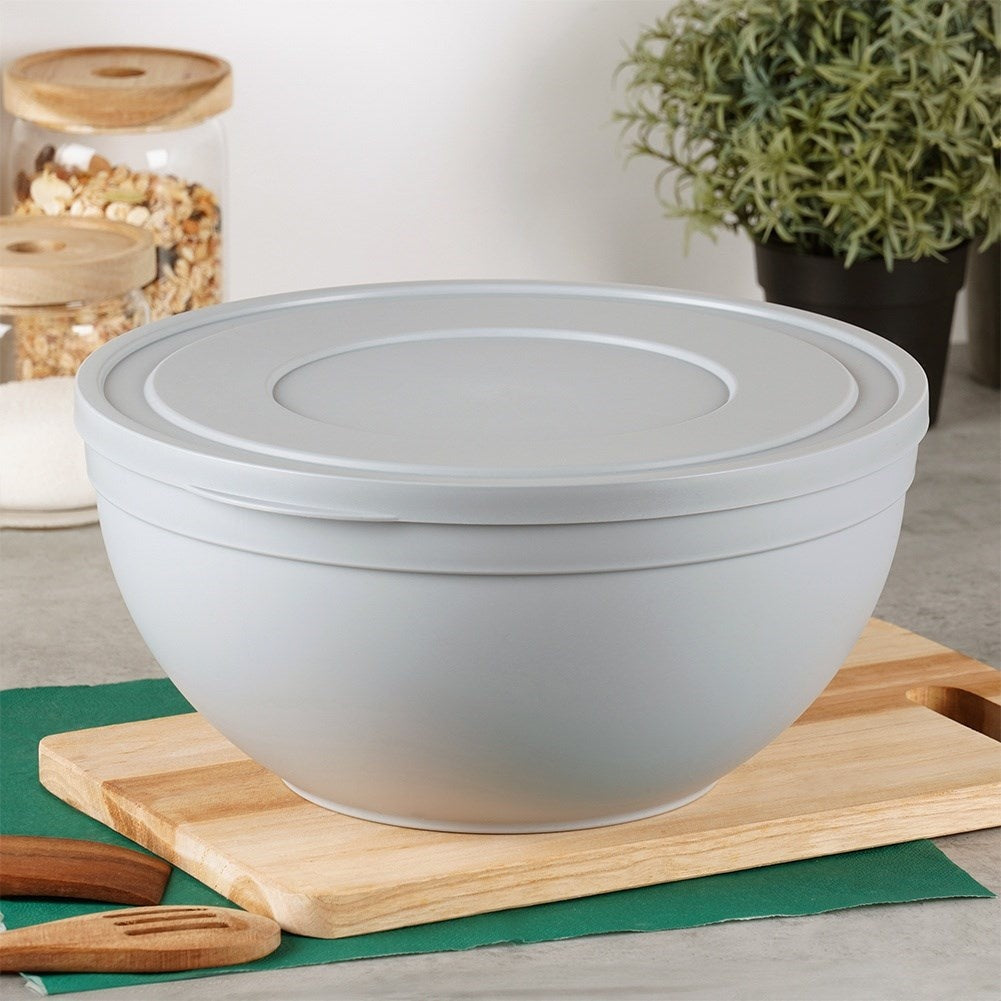 Universal Dough Bowl with Sealing Lid for the Kitchen
