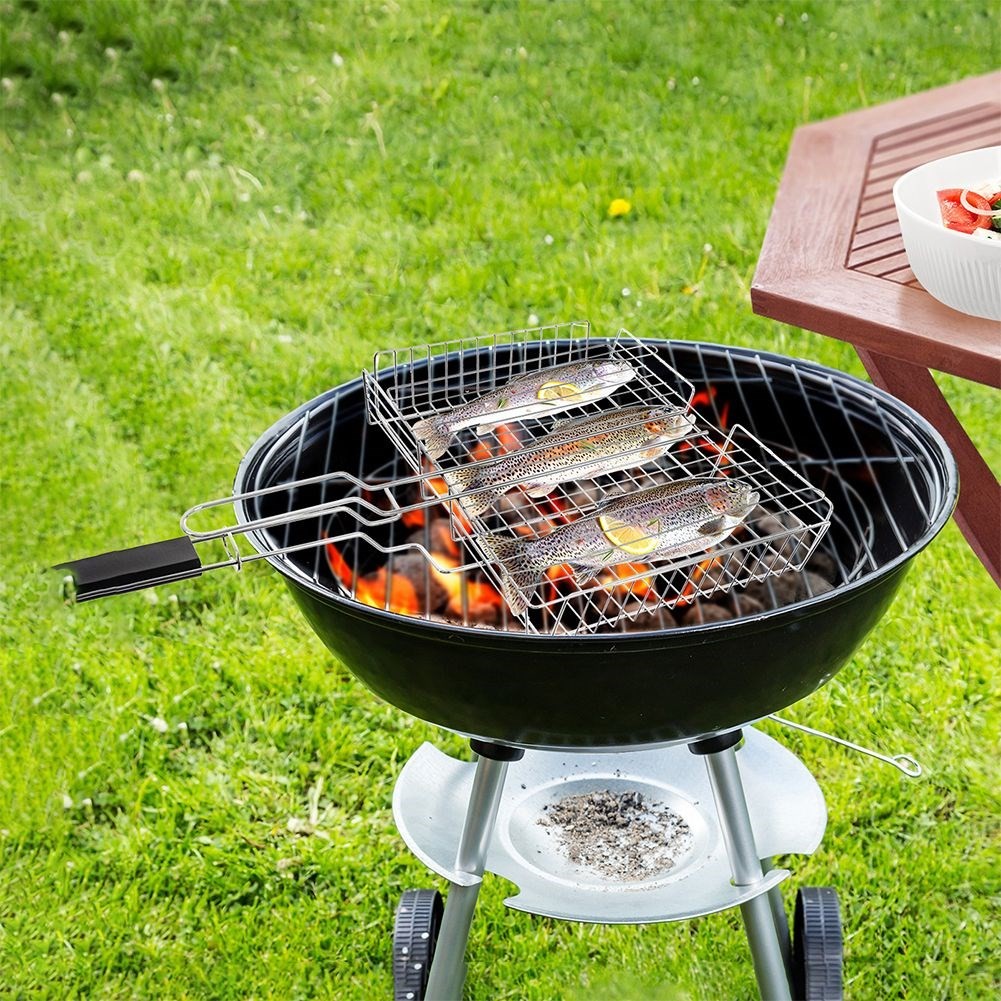 Universal grill grate with locking and non-stick coating