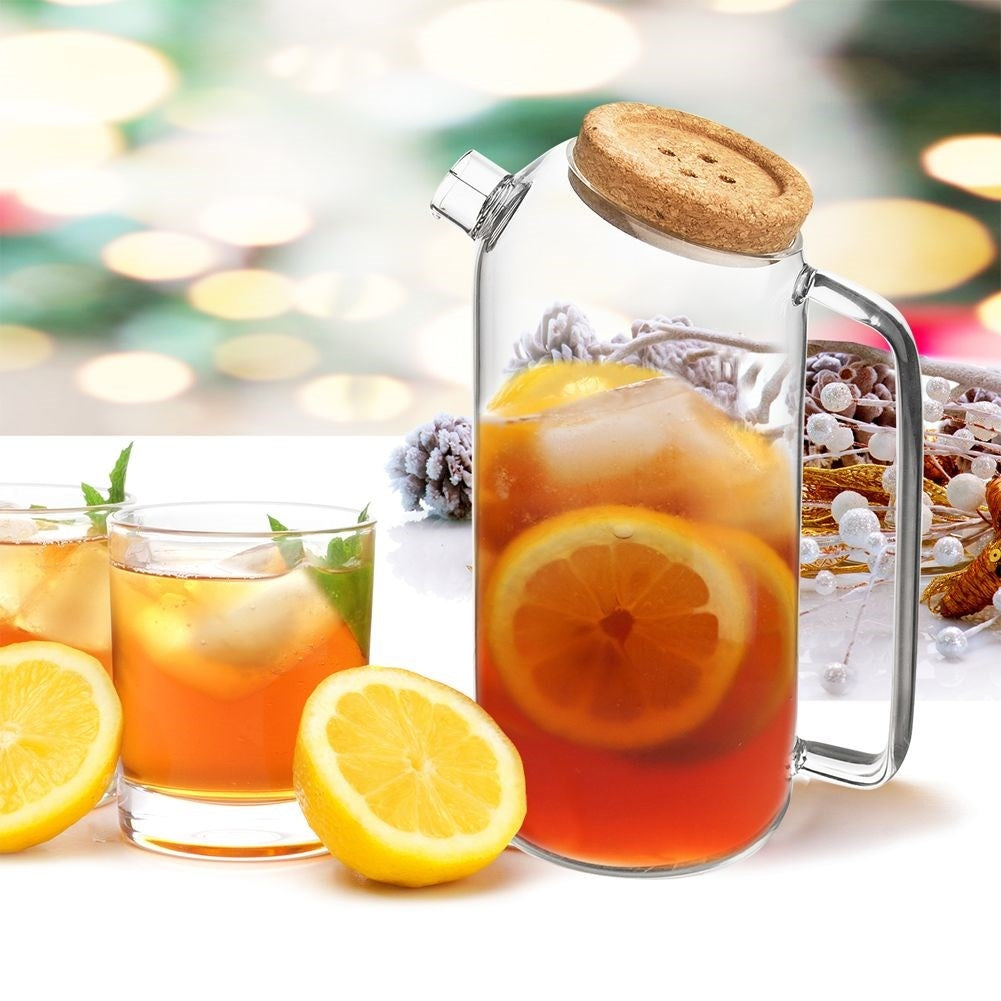 Universal jug with strainer and cork lid for all drinks