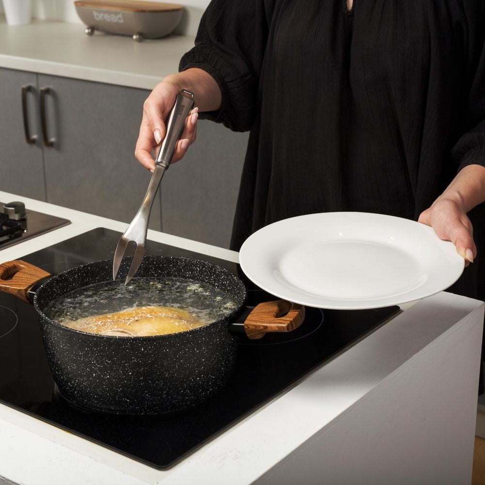 Universal kitchen fork in stainless steel, dishwasher safe