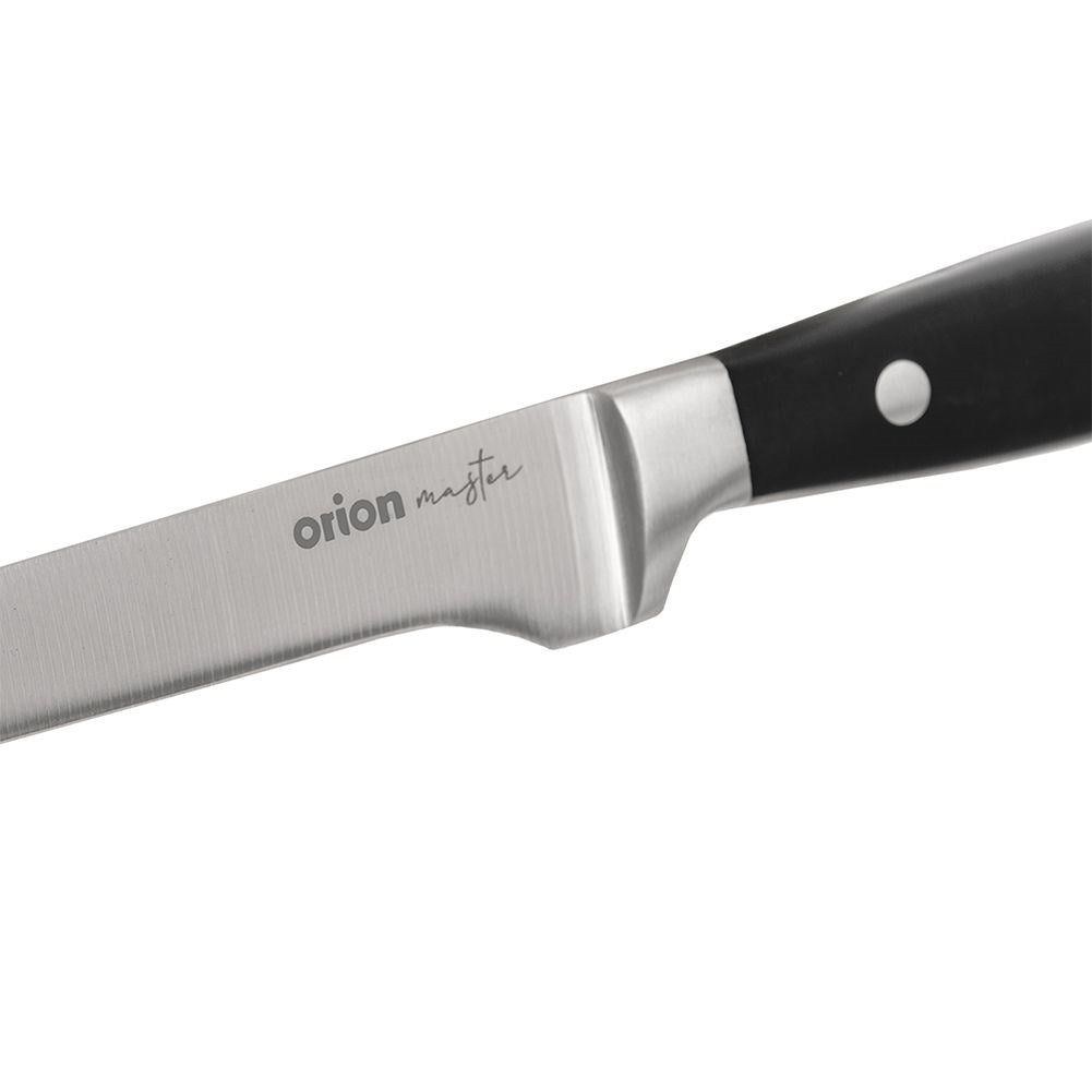 Universal kitchen knife in stainless steel with ABS handle