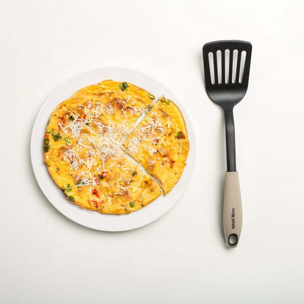 Universal kitchen spatula - durable and heat resistant