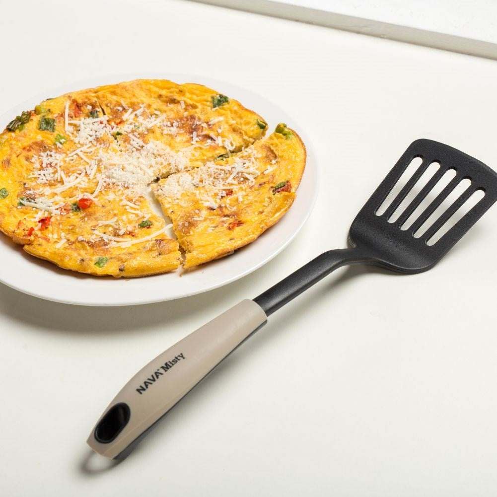Universal kitchen spatula - durable and heat resistant