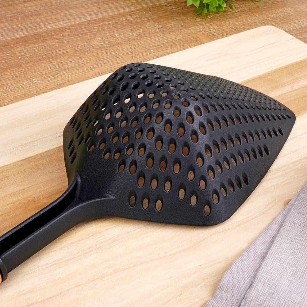 Universal kitchen spoon for pasta and dumplings, durable nylon