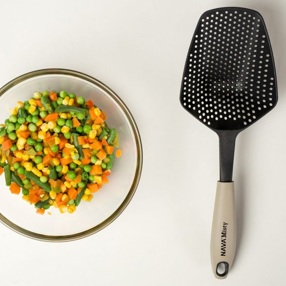 Universal kitchen spoon for pasta, dumplings and potato balls