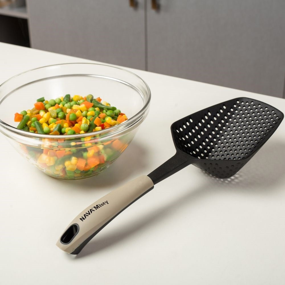 Universal kitchen spoon for pasta, dumplings and potato balls